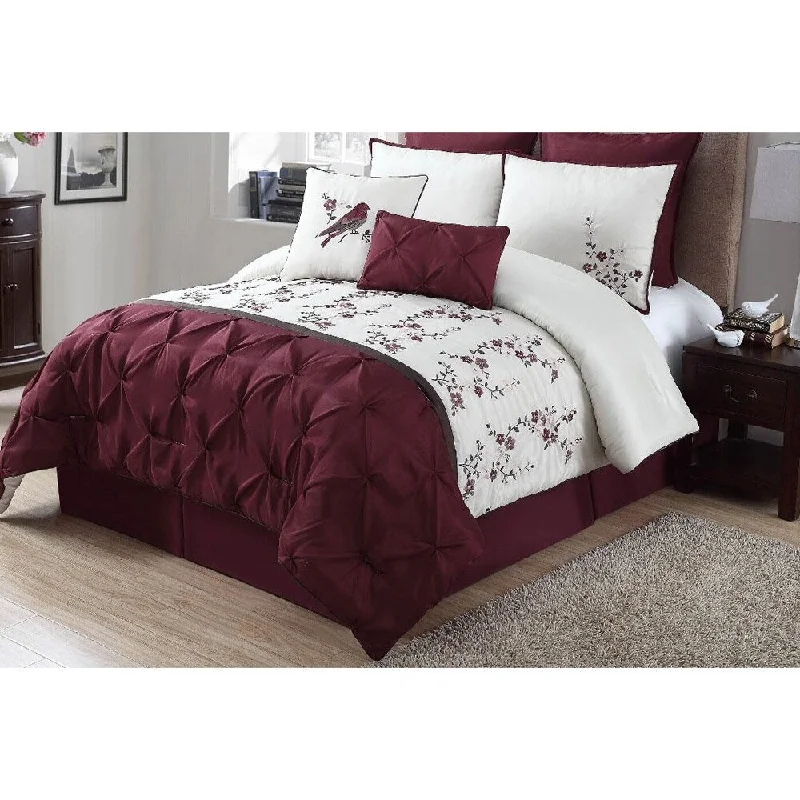 Down - filled comforters for supreme warmth and lightnessVCNY Lydia 8-piece Comforter Set