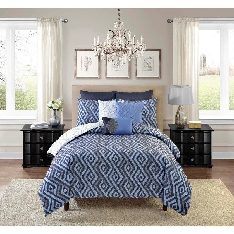 Cotton - filled comforters for a breathable and natural sleep experienceVCNY Metropolis Lawson Reversible 8-piece Comforter Set