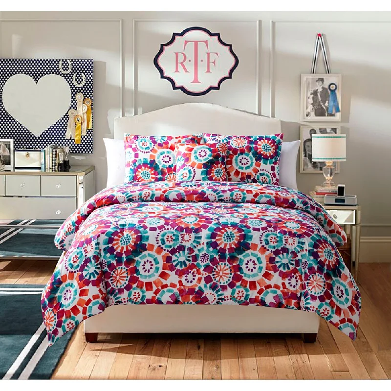 King - size comforters to fit large king - sized beds perfectlyVCNY Mariella 4-piece Comforter Set