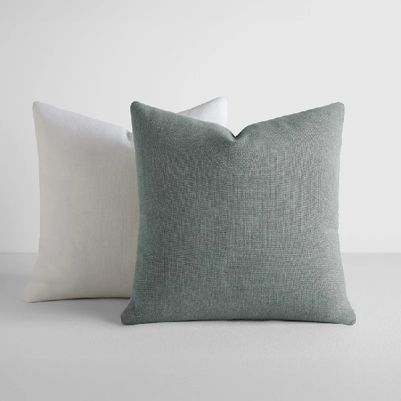 Feather Pillows for a Luxurious Sleep2-Pack Solid Décor Throw Pillows