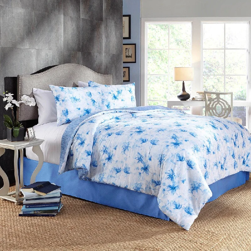 Latex - filled comforters with a bouncy texture and good supportGrove Hill Water Flower Cotton 4-piece Comforter Set