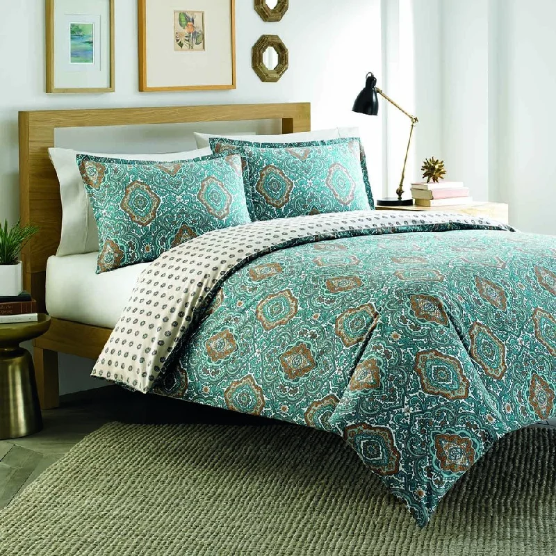 Cotton - filled comforters for a breathable and natural sleep experienceCity Scene Milan Turquoise Cotton Reversible 3-piece Comforter set