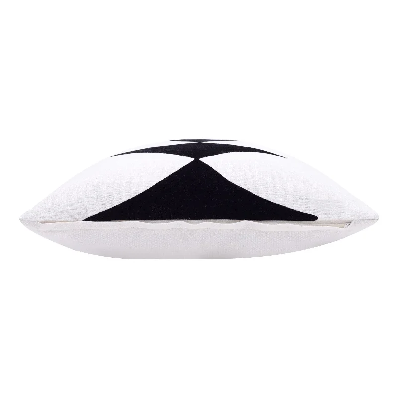 Lumbar Support Pillows for Car Seats20" X 20" Black And White 100% Cotton Diamond Zippered Pillow