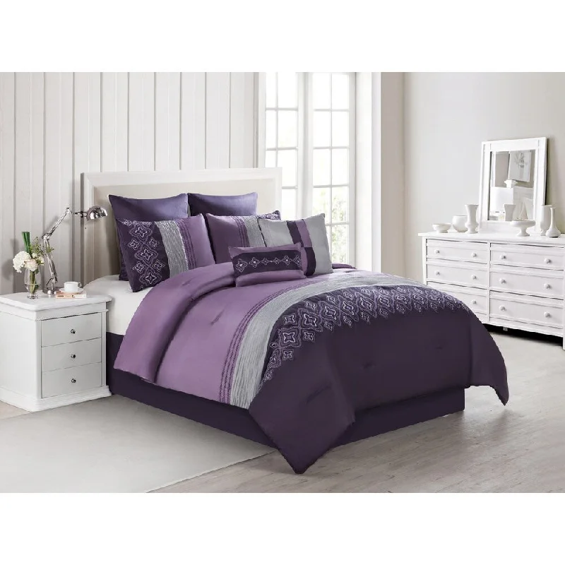 Full - size comforters suitable for full - sized beds in guest rooms or small bedroomsVCNY Clermont 8-piece Comforter Set