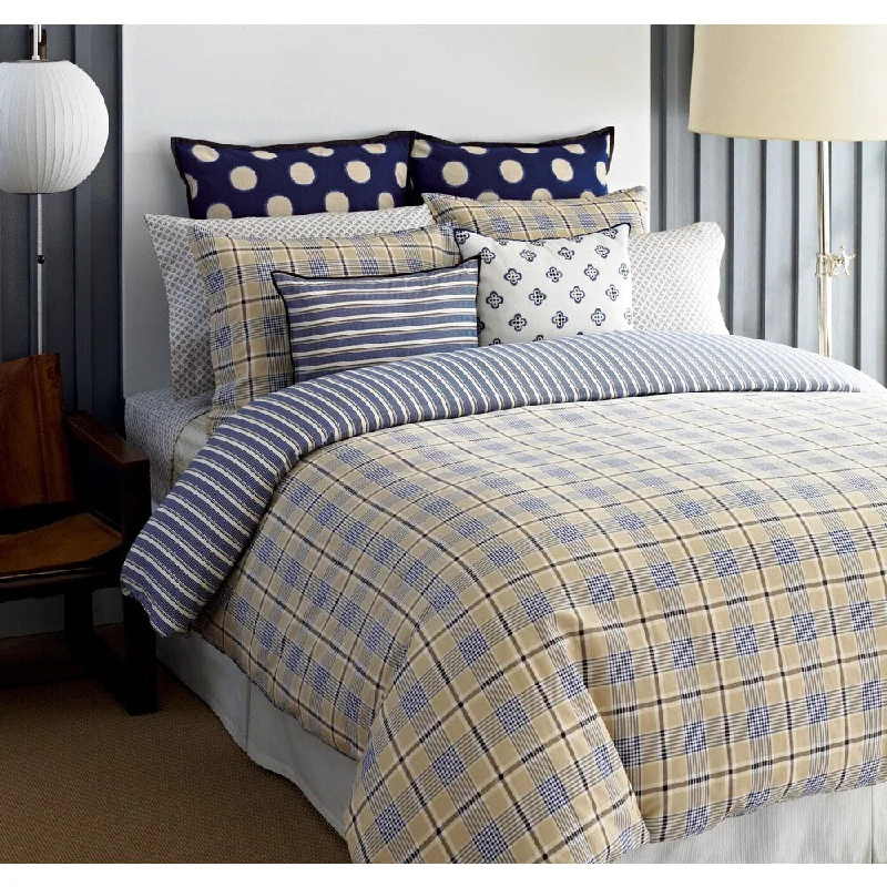 Latex - filled comforters with a bouncy texture and good supportTommy Hilfiger Spectator Plaid 3-piece Cotton Comforter Set