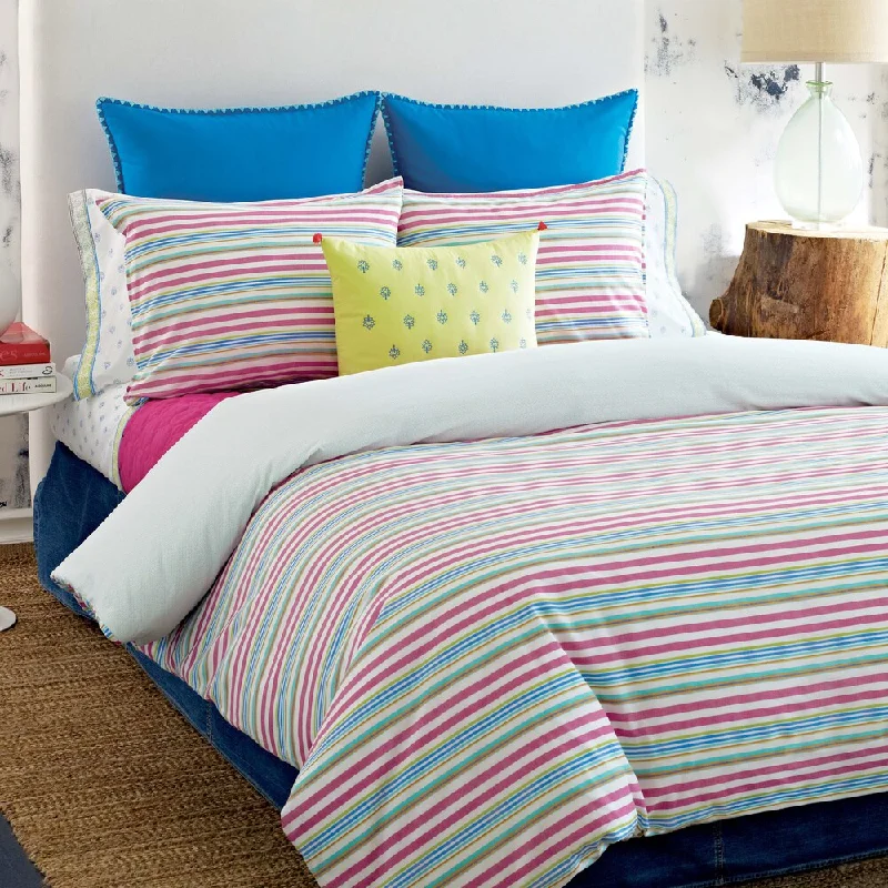 Wool - filled comforters with natural moisture - wicking and temperature - regulating featuresTommy Hilfiger Pryia Stripe 3-piece Comforter Set