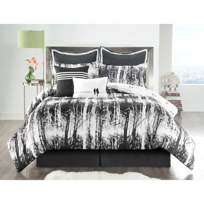 Silk - filled comforters for a luxurious and smooth touchVCNY Woodland Reversible Comforter Set
