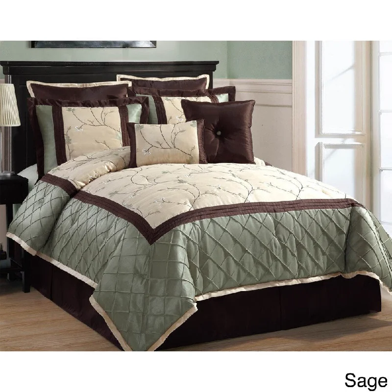 Goose down comforters known for their superior quality and insulationVCNY Alexandria 8-piece Comforter Set
