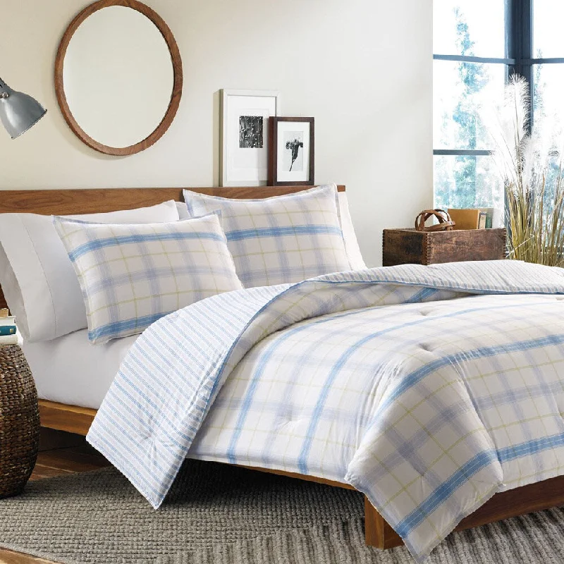 Wool - filled comforters with natural moisture - wicking and temperature - regulating featuresEddie Bauer Jetty Island Cotton 3-piece Comforter Set