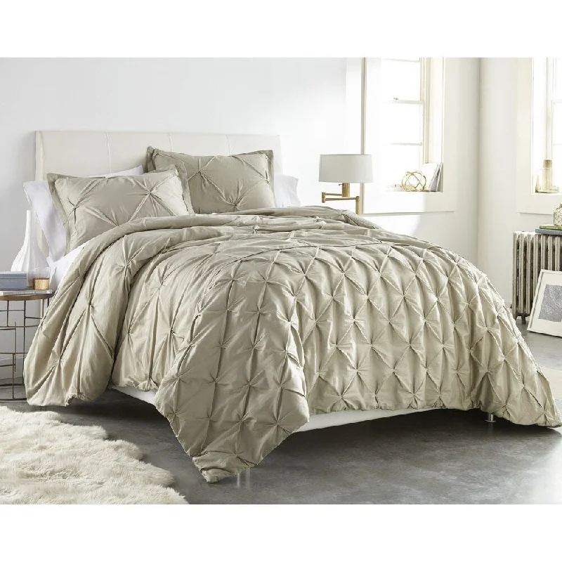 Silk - filled comforters for a luxurious and smooth touchSilver Orchid Landi 3-piece Comforter Set
