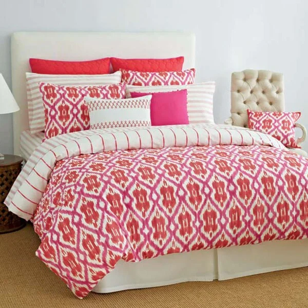 Cotton - filled comforters for a breathable and natural sleep experienceTommy Hilfiger Preppy Ikat Cotton 3-piece Comforter Set