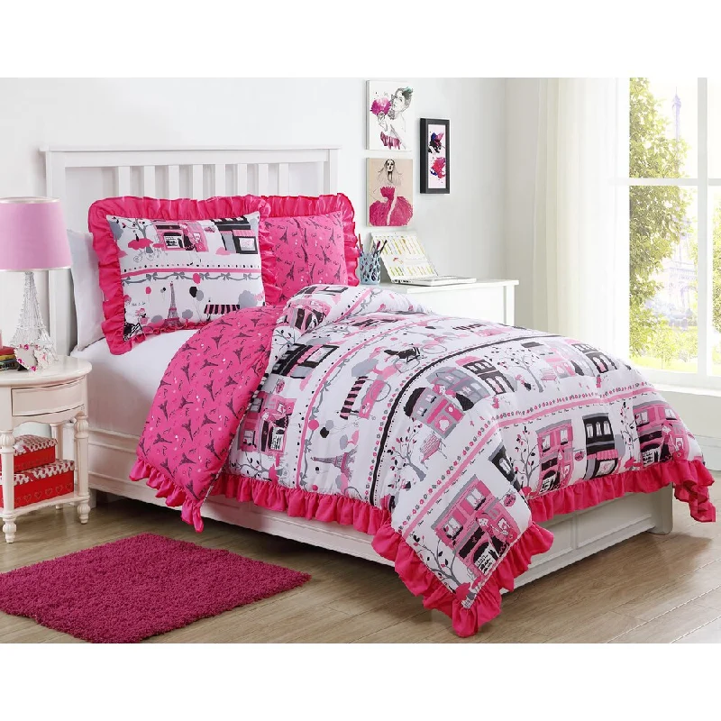 Goose down comforters known for their superior quality and insulationVCNY Elisa 3-piece Comforter Set