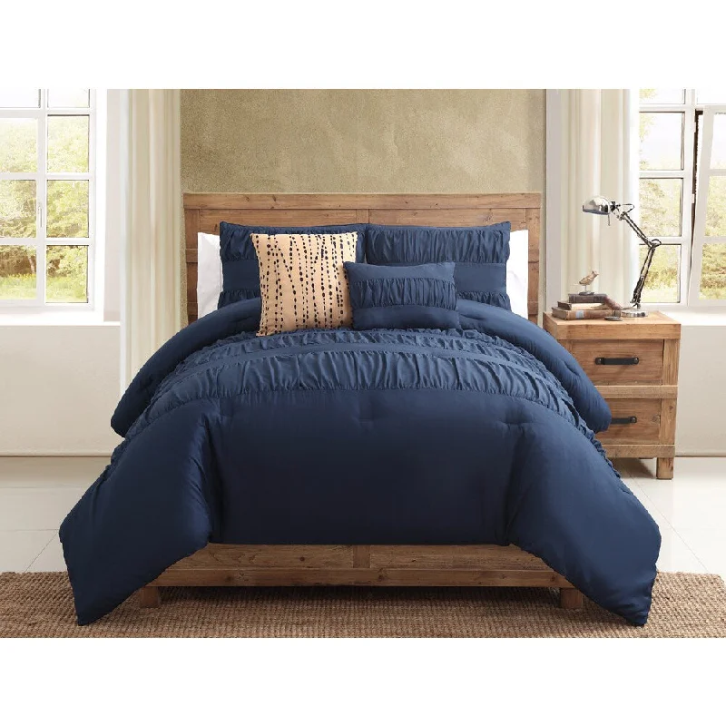 Cotton - filled comforters for a breathable and natural sleep experienceVCNY Hadley 5-piece Comforter Set