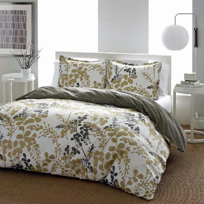 Wool - filled comforters with natural moisture - wicking and temperature - regulating featuresCity Scene Sassafras Reversible 3-piece Comforter Set