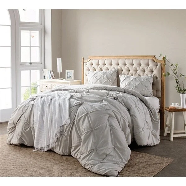 Duck down comforters with a softer feel and good warmth retentionBYB Silver Birch Pin Tuck Comforter Set Duck down comforters with a softer feel and good warmth retentionBYB Silver Birch Pin Tuck Comforter Set