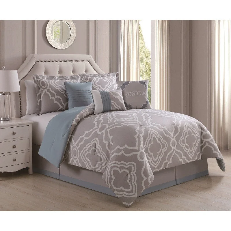 Latex - filled comforters with a bouncy texture and good supportGentle Geo 7-piece Comforter Set