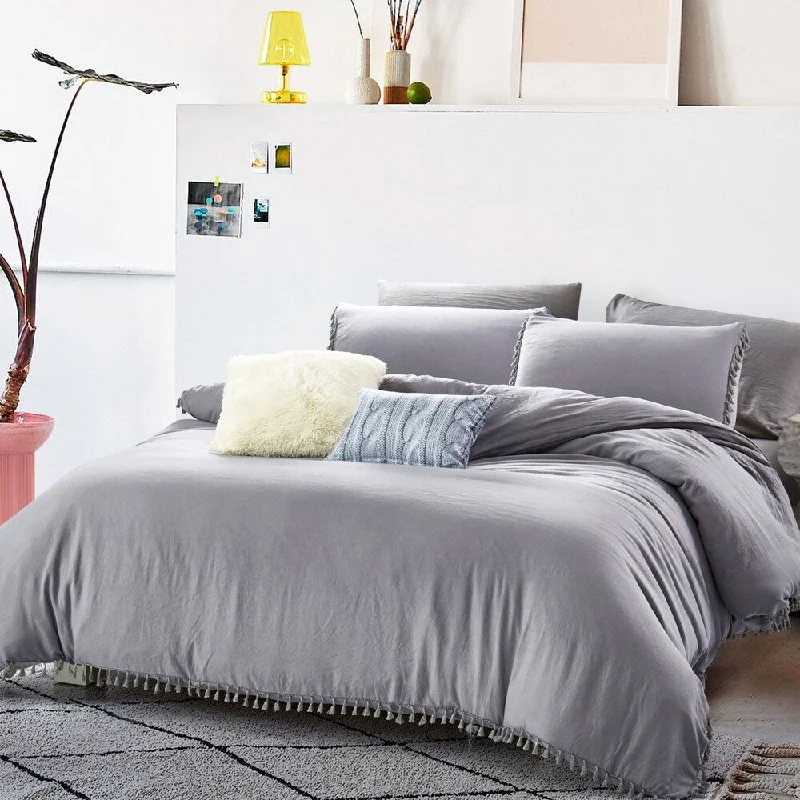 Cotton - filled comforters for a breathable and natural sleep experienceCalifornia Design Den Relaxed Fringes Washed Comforter Set Cotton - filled comforters for a breathable and natural sleep experienceCalifornia Design Den Relaxed Fringes Washed Comforter Set