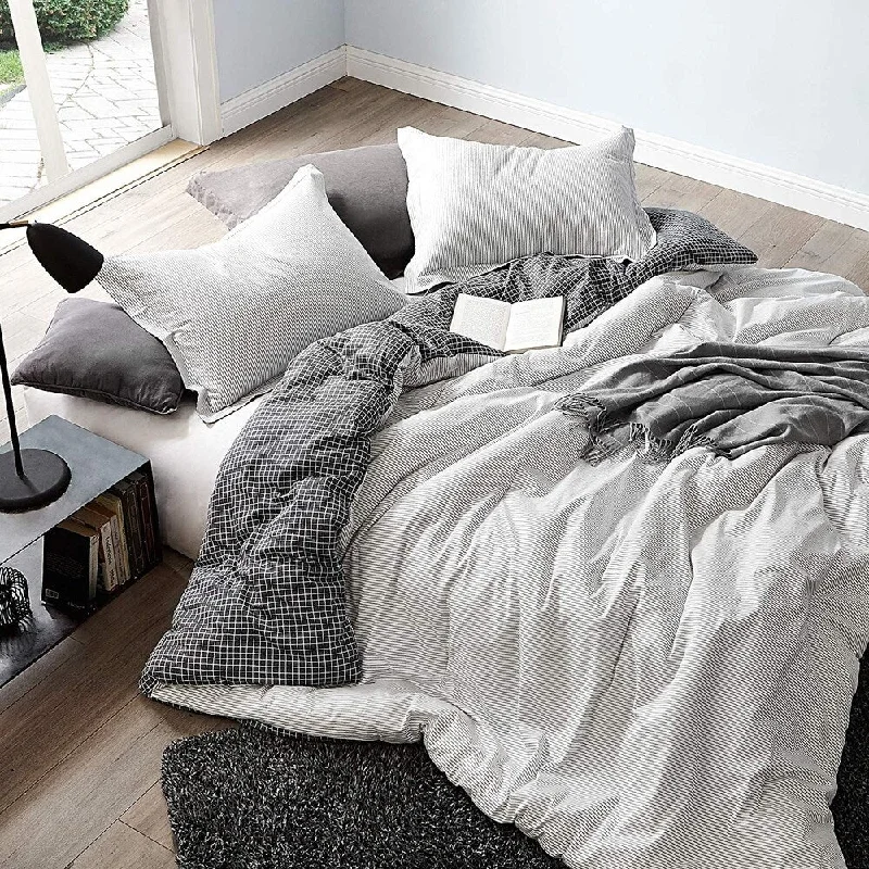 Synthetic - filled comforters like polyester for affordability and hypoallergenic propertiesContrarian - Black and White - Oversized Comforter - 100% Cotton Bedding Synthetic - filled comforters like polyester for affordability and hypoallergenic propertiesContrarian - Black and White - Oversized Comforter - 100% Cotton Bedding
