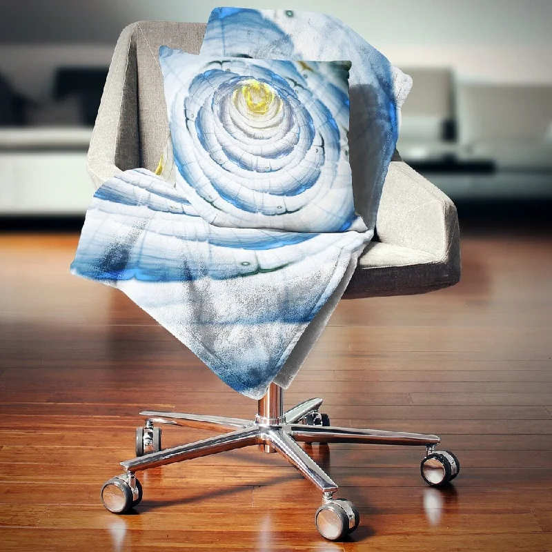 Synthetic fiber blend blankets for a budget - friendly choiceDesignart 'Perfect Fractal Flower in Light Blue' Floral Throw Blanket Synthetic fiber blend blankets for a budget - friendly choiceDesignart 'Perfect Fractal Flower in Light Blue' Floral Throw Blanket