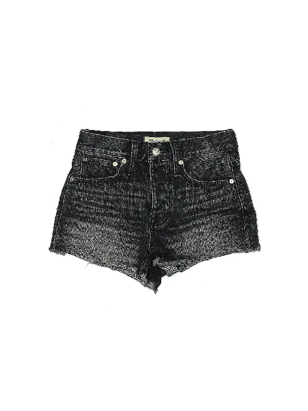 Mid-Rise Denim Shorts in Medium Wash