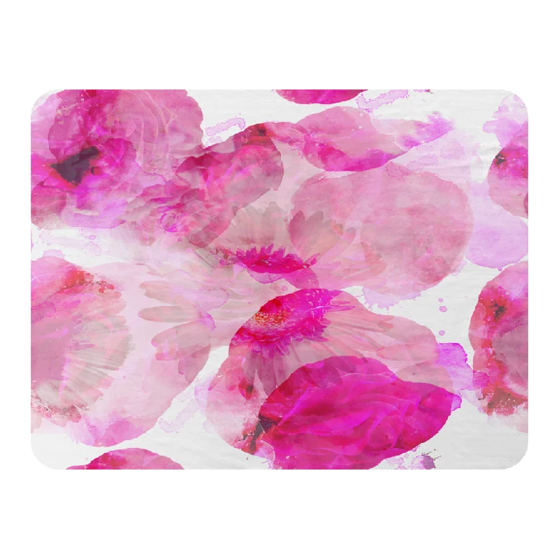 Recycled polyester blankets for an eco - conscious optionAndrew lee Bo Ho in Pink (Blanket)