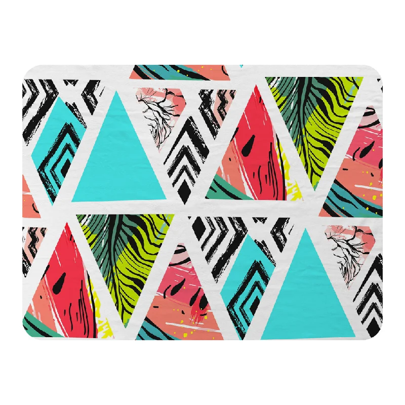 Acrylic blankets for a soft and affordable alternativeAztec and tropical palm leaves (Blanket) Acrylic blankets for a soft and affordable alternativeAztec and tropical palm leaves (Blanket)