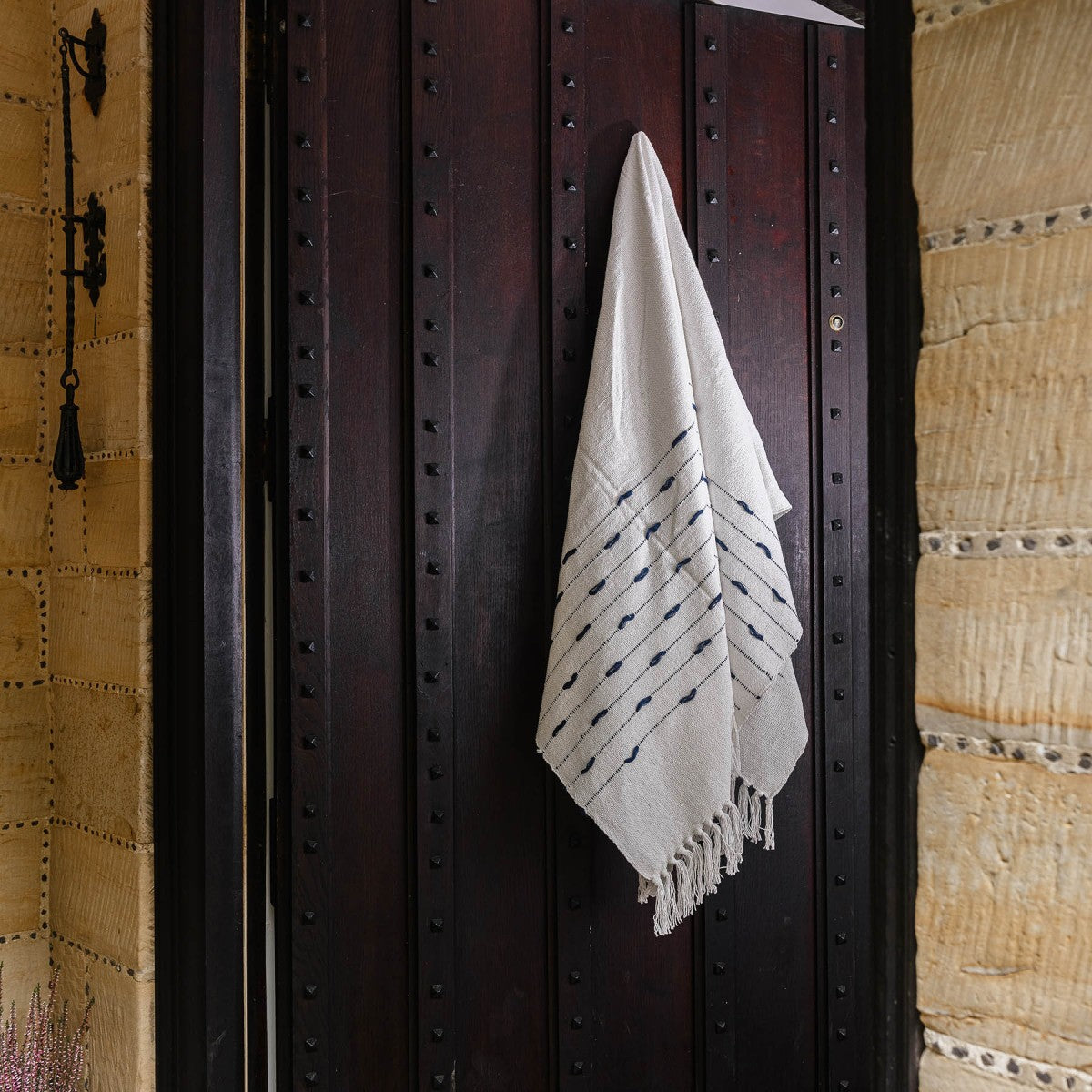 Wool blankets with natural warmth and insulationBrody Dotted Line Cotton Throw