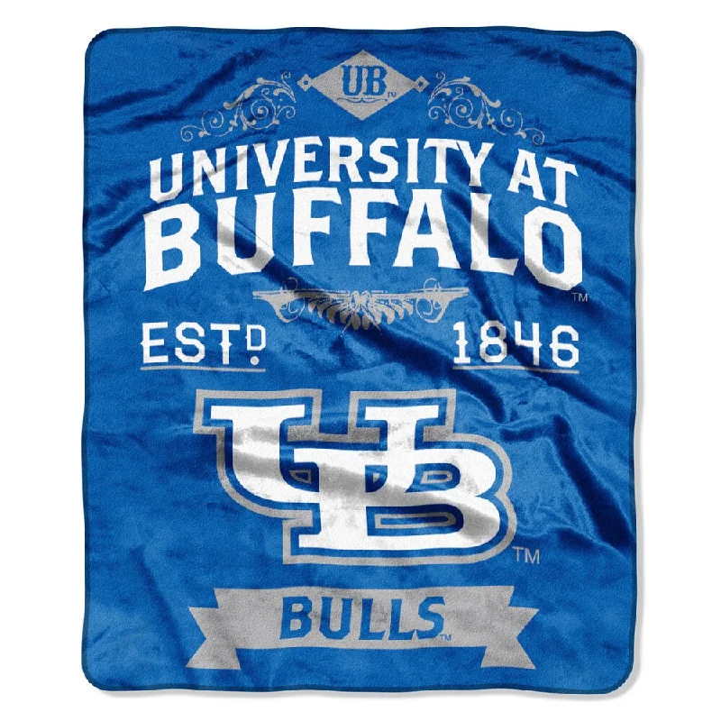 Queen - size blankets for standard - sized bedsCOL 670 Buffalo 'Label' Raschel Throw Queen - size blankets for standard - sized bedsCOL 670 Buffalo 'Label' Raschel Throw