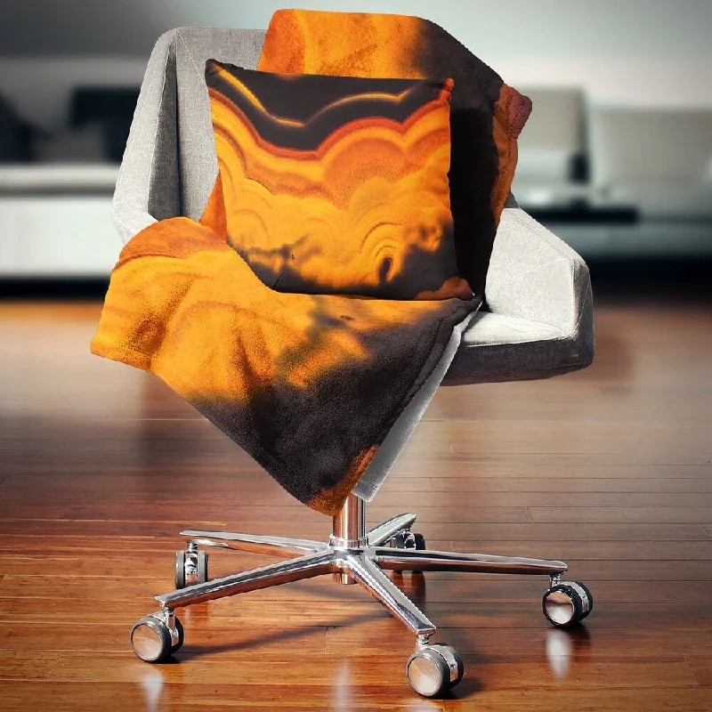 Wool blankets with natural warmth and insulationDesignart 'Agate Macro Orange' Abstract Throw Blanket Wool blankets with natural warmth and insulationDesignart 'Agate Macro Orange' Abstract Throw Blanket