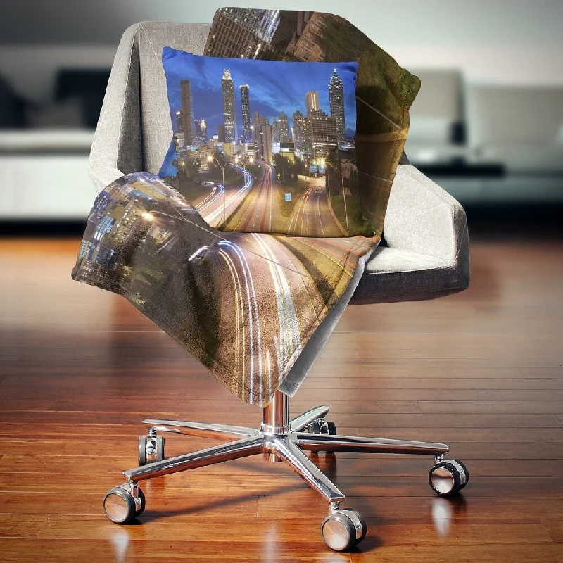 Bamboo fiber blankets with natural antibacterial propertiesDesignart 'Atlanta Skyline Twilight Blue Hour' Cityscape Throw Blanket Bamboo fiber blankets with natural antibacterial propertiesDesignart 'Atlanta Skyline Twilight Blue Hour' Cityscape Throw Blanket