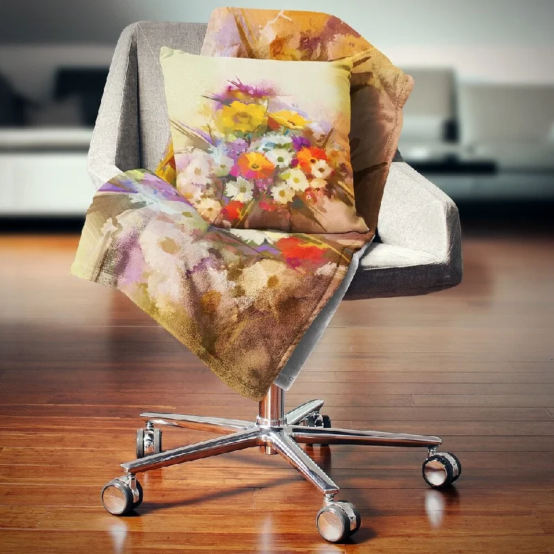Cashmere blankets for ultimate softness and luxuryDesignart 'Bouquet of Flowers' Floral Throw Blanket