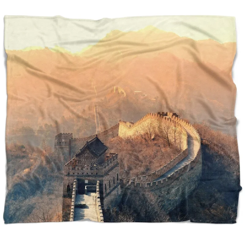 Synthetic fiber blend blankets for a budget - friendly choiceDesignart 'China Great Wall Morning' Landscape Fleece Throw Blanket Synthetic fiber blend blankets for a budget - friendly choiceDesignart 'China Great Wall Morning' Landscape Fleece Throw Blanket