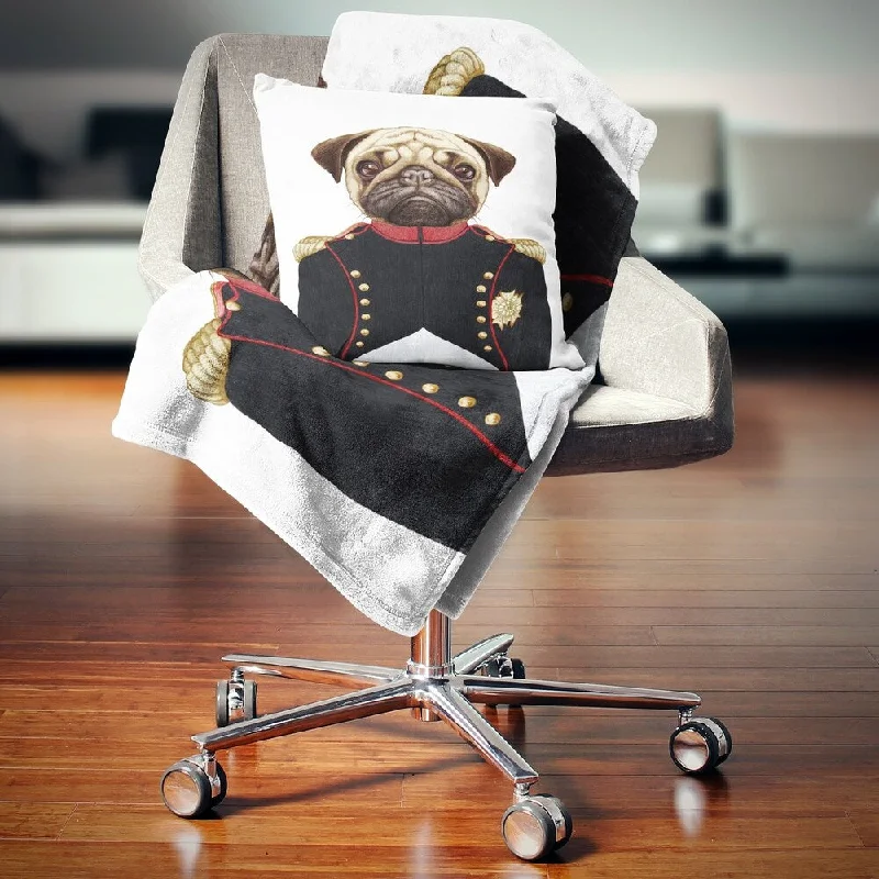 Cashmere blankets for ultimate softness and luxuryDesignart 'Pug Dog in Military Uniform' Animal Throw Blanket Cashmere blankets for ultimate softness and luxuryDesignart 'Pug Dog in Military Uniform' Animal Throw Blanket