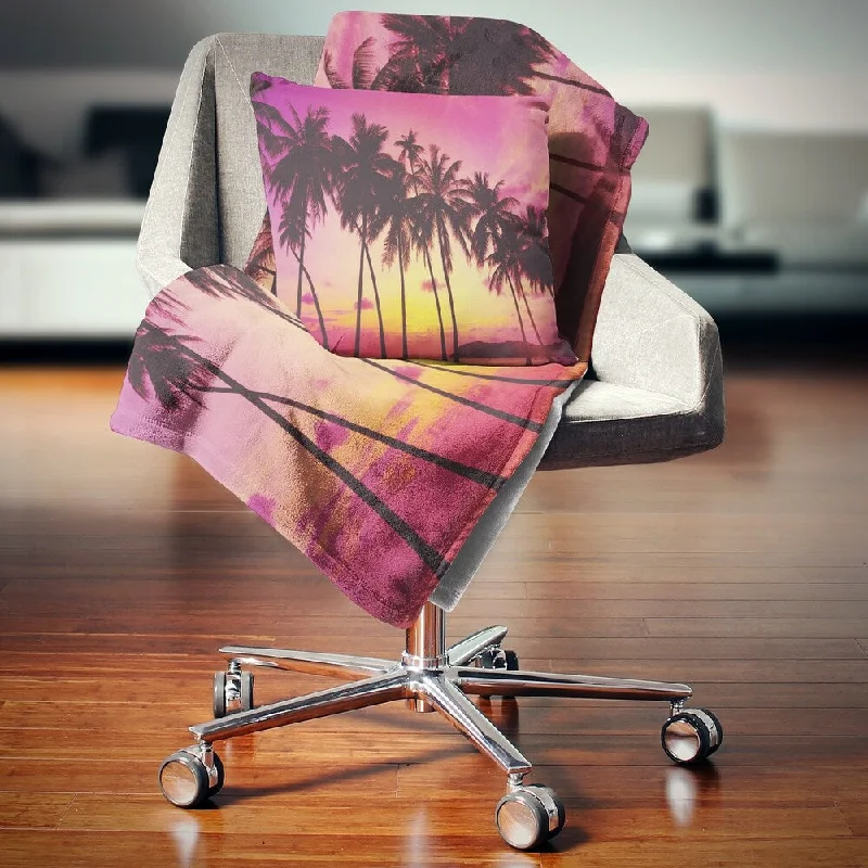 Cashmere blankets for ultimate softness and luxuryDesignart 'Row of Beautiful Palms under Magenta Sky' Landscape Fleece Throw Blanket Cashmere blankets for ultimate softness and luxuryDesignart 'Row of Beautiful Palms under Magenta Sky' Landscape Fleece Throw Blanket