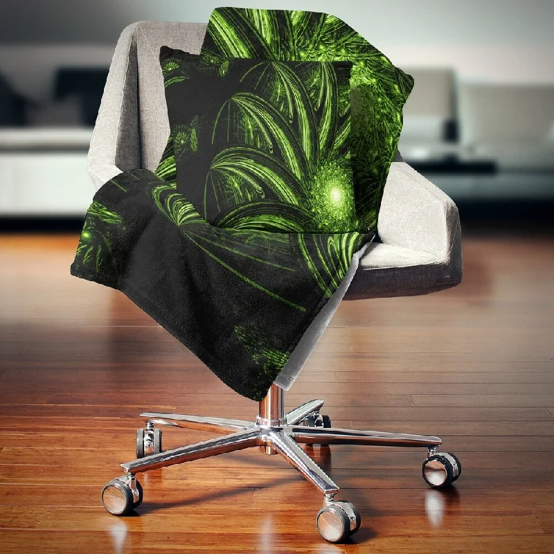 Queen - size blankets for standard - sized bedsDesignart 'Strange Green Flower' Floral Throw Blanket Queen - size blankets for standard - sized bedsDesignart 'Strange Green Flower' Floral Throw Blanket