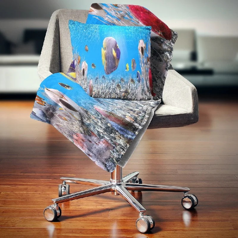 Acrylic blankets for a soft and affordable alternativeDesignart 'Underwater Universe Panorama' Landscape Fleece Throw Blanket Acrylic blankets for a soft and affordable alternativeDesignart 'Underwater Universe Panorama' Landscape Fleece Throw Blanket