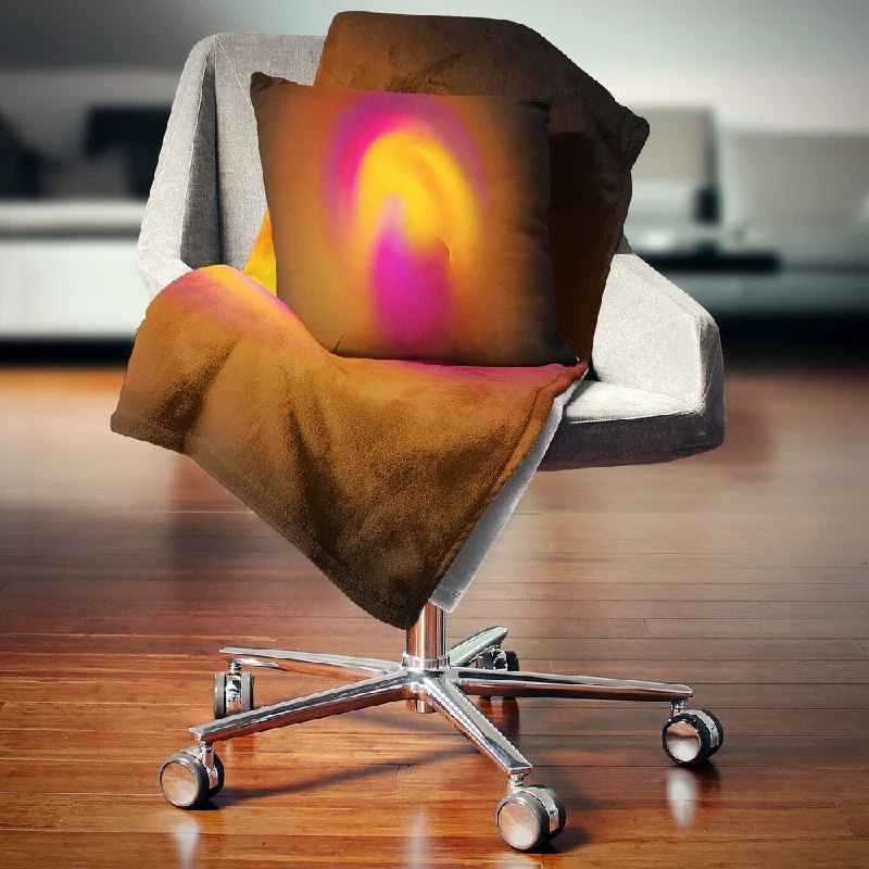 Linen blankets with a rustic and textured lookDesignart 'Yellow Pink Misty Sphere on Black' Abstract Throw Blanket Linen blankets with a rustic and textured lookDesignart 'Yellow Pink Misty Sphere on Black' Abstract Throw Blanket