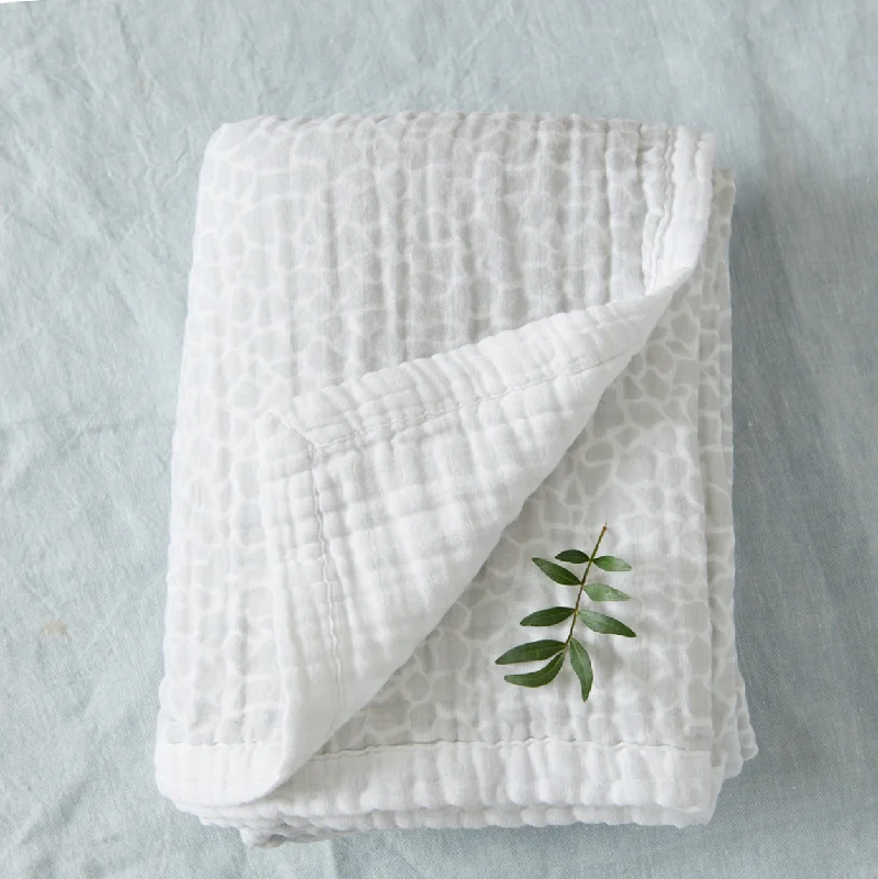 Chenille blankets with a thick and fuzzy textureDream Blanket
