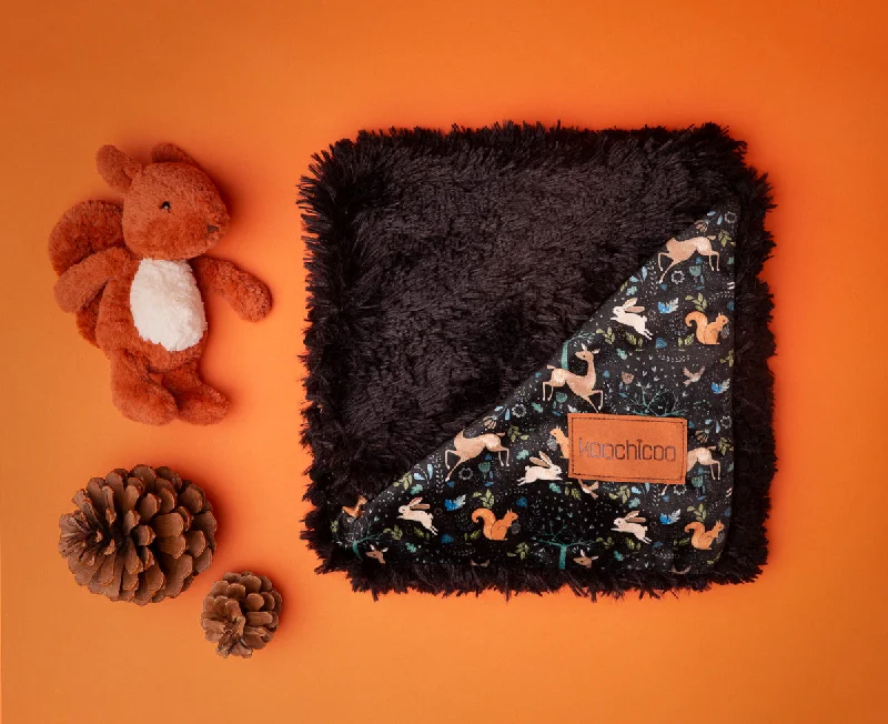 Chenille blankets with a thick and fuzzy textureFluffy baby blanket - Narnia - Koochicoo™️ Chenille blankets with a thick and fuzzy textureFluffy baby blanket - Narnia - Koochicoo™️