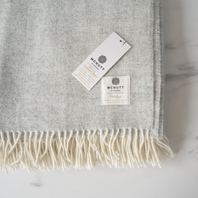 Bamboo fiber blankets with natural antibacterial propertiesGrey Clouds Wool Blanket