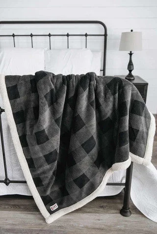 Fleece blankets for a cozy and plush textureGrey Plaid Blanket