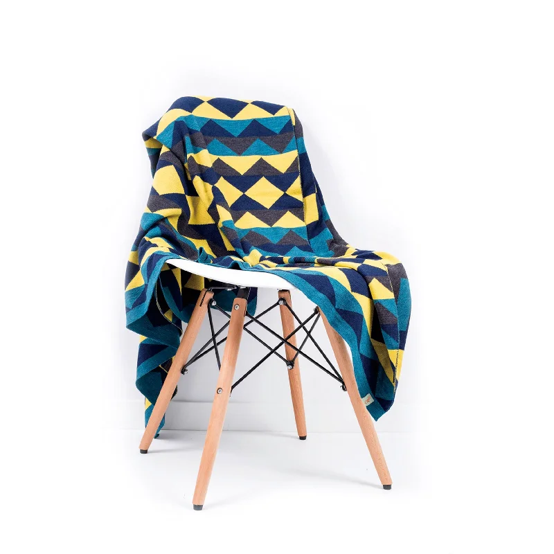 Chenille blankets with a thick and fuzzy textureBLANKETS - WINGDINGS - MERINO WOOL