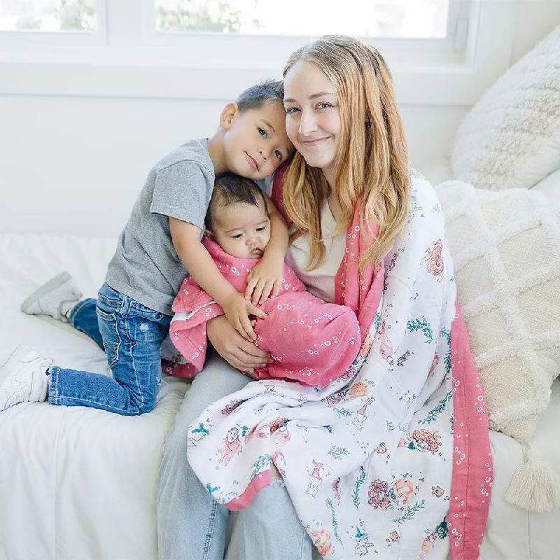 Synthetic fiber blend blankets for a budget - friendly choiceMermaid + Bubbles Oh So Soft Muslin Super Snuggle Blanket
