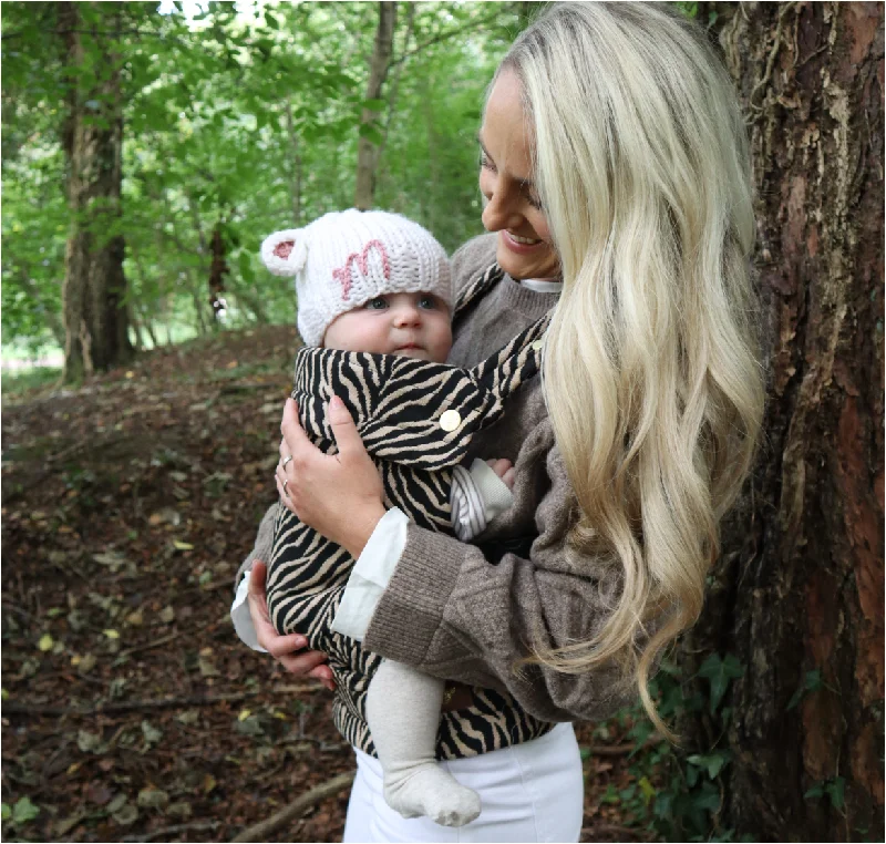 Chenille blankets with a thick and fuzzy textureZebra Print Baby Carrier - Zebrano Chenille blankets with a thick and fuzzy textureZebra Print Baby Carrier - Zebrano