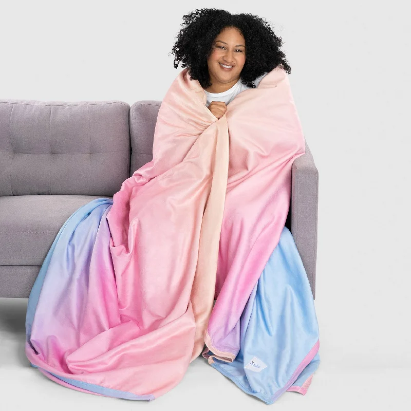 Fleece blankets for a cozy and plush textureOmbre