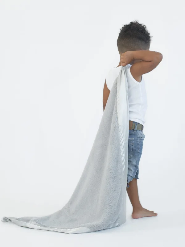 Alpaca wool blankets for a hypoallergenic and warm optionPosh Mink™ Baby Blanket