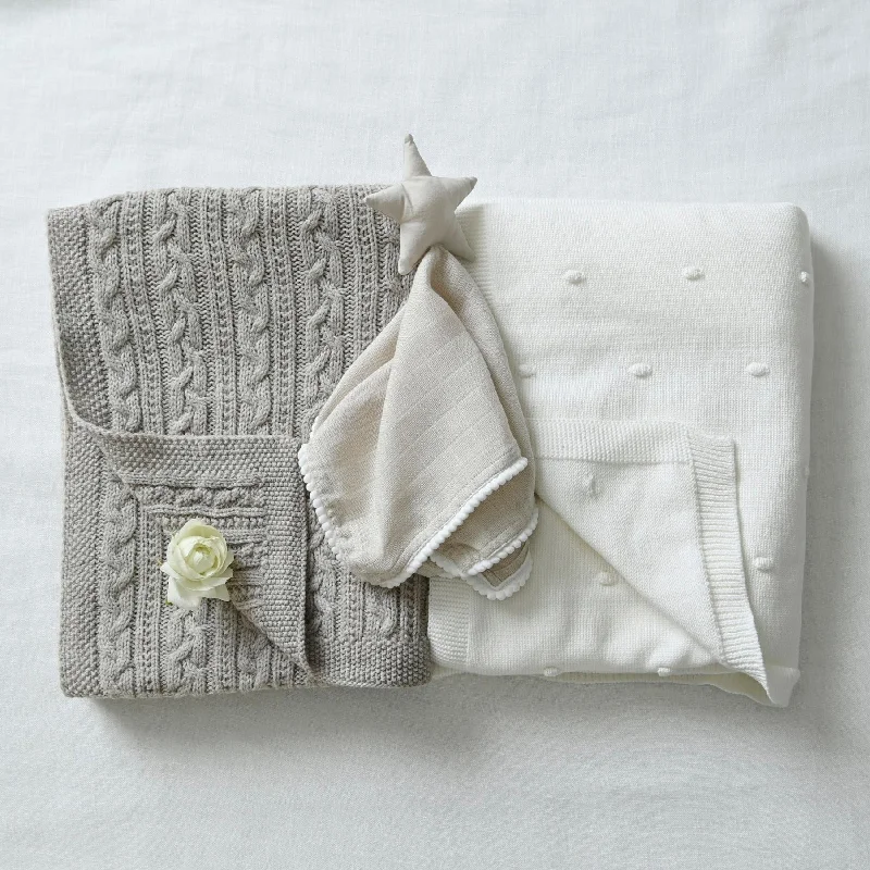 Bamboo fiber blankets with natural antibacterial propertiesPremium Baby Gift Set