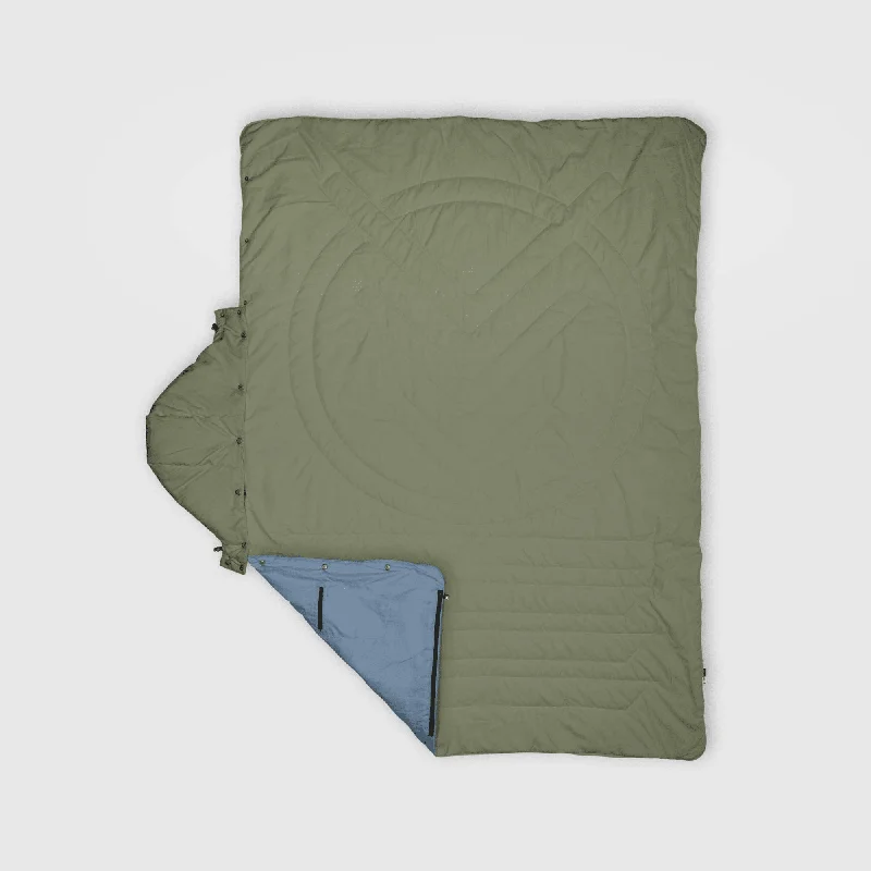 Queen - size blankets for standard - sized bedsVOITED Recycled Ripstop Travel Blanket - Olive/Mountain Spring Queen - size blankets for standard - sized bedsVOITED Recycled Ripstop Travel Blanket - Olive/Mountain Spring