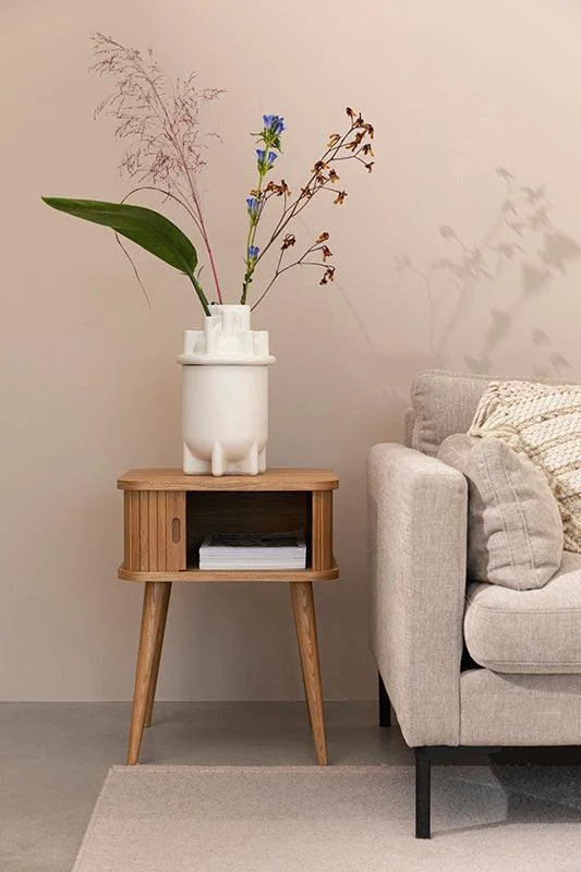 Bamboo fiber blankets with natural antibacterial propertiesSide Table Barbier