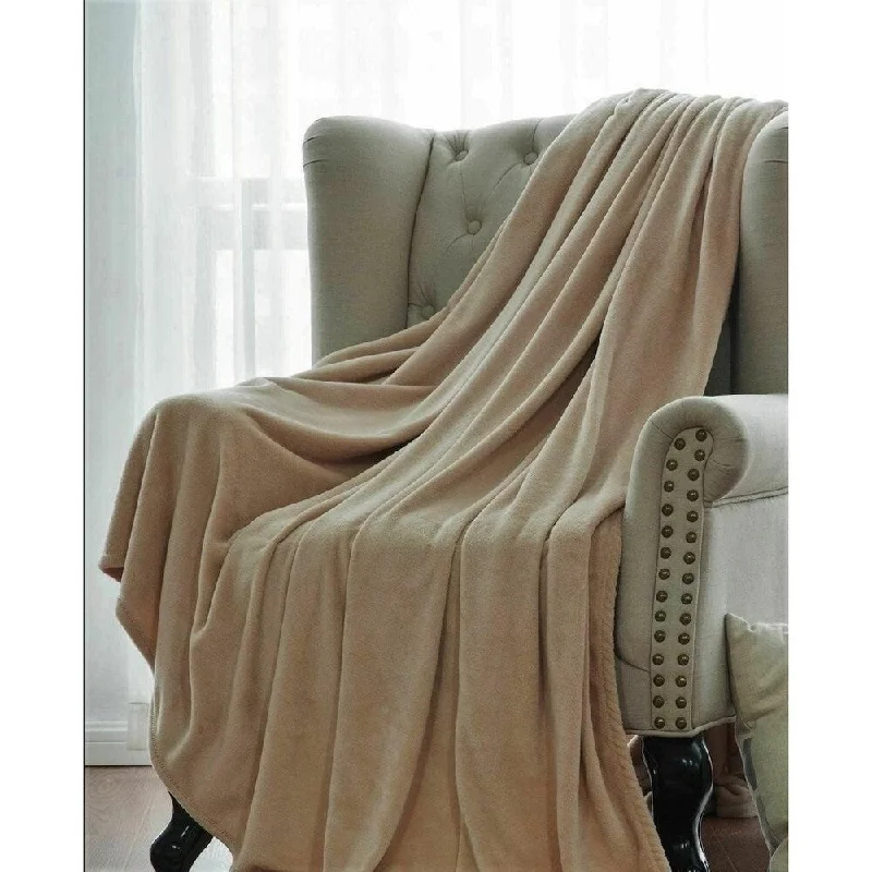 Linen blankets with a rustic and textured lookTaupe Fleece Throw Blanket 50" x 60"